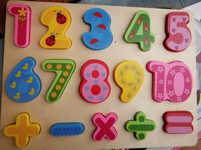 Puzzle animali in 3D in legno e numeri