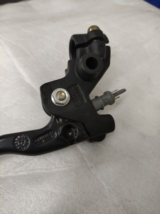 SCOOTER 50 - 125 . MANETA FRENO TRASERO