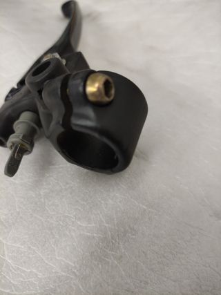 SCOOTER 50 - 125 . MANETA FRENO TRASERO