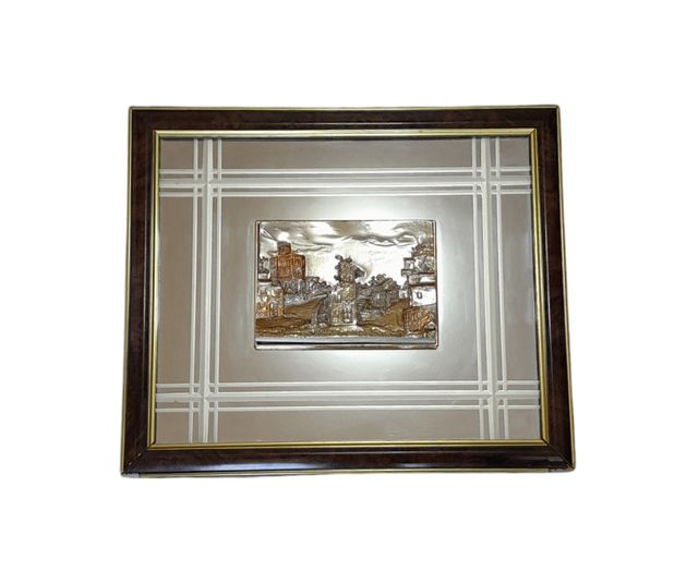 Cuadro de paisaje en relieve.