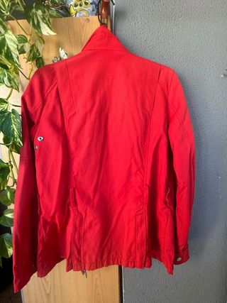 Chaqueta roja Zara Woman