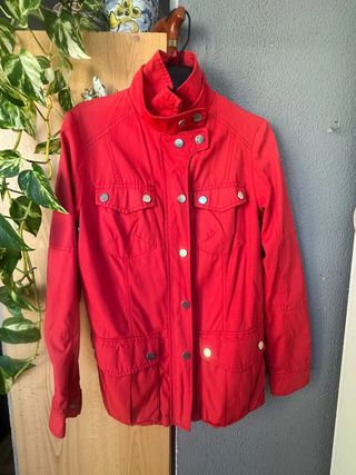 Chaqueta roja Zara Woman