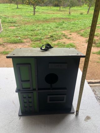 Casa de Pajaro de Madera