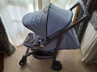 Sillita ligera bebecar celeste y gris