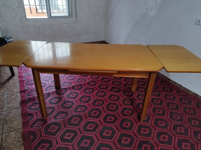 Se vende mesa extensible