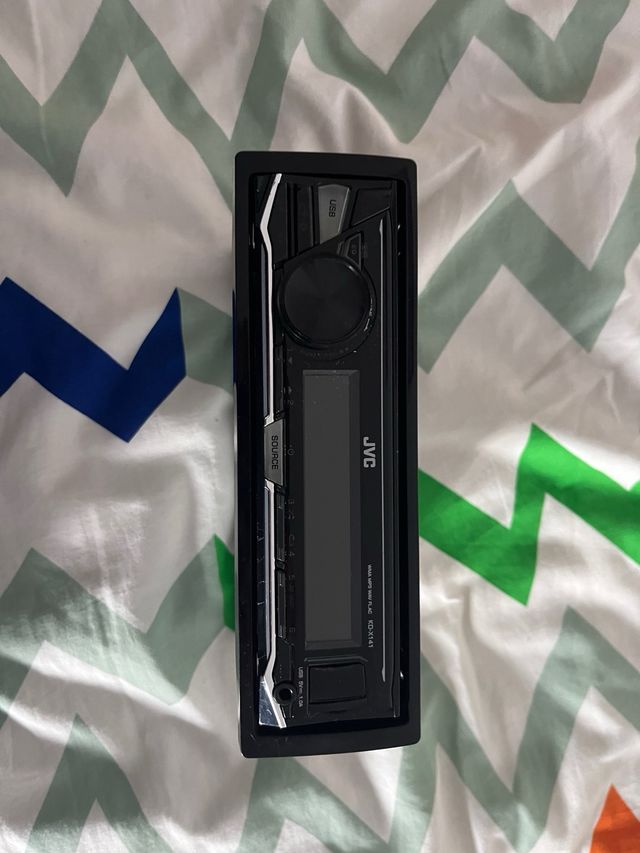 Radio JVC KD141