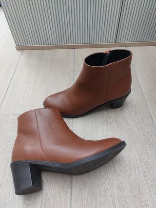 Botines marrones piel