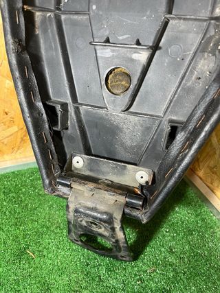 Guantera y asiento vespa con llave ✅♻️