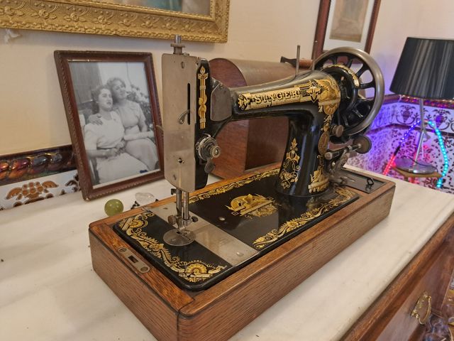 Máquina de coser singer