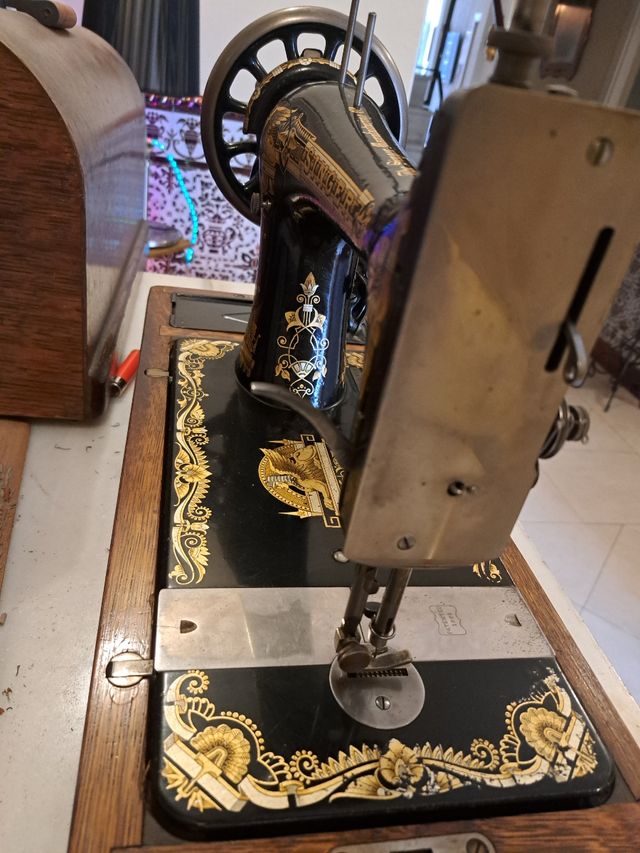 Máquina de coser singer