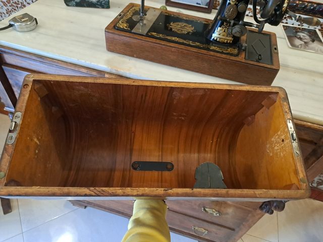 Máquina de coser singer