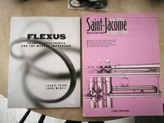 2 Sordinas, 2 manuales y estuche para 6 sordinas