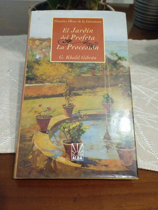 El Jardín del Profeta/La Procesión