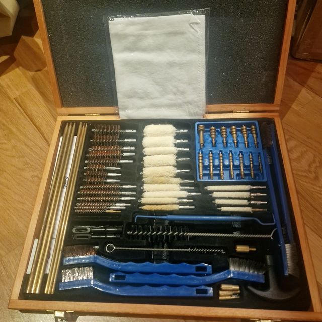 Estuche limpiador armas