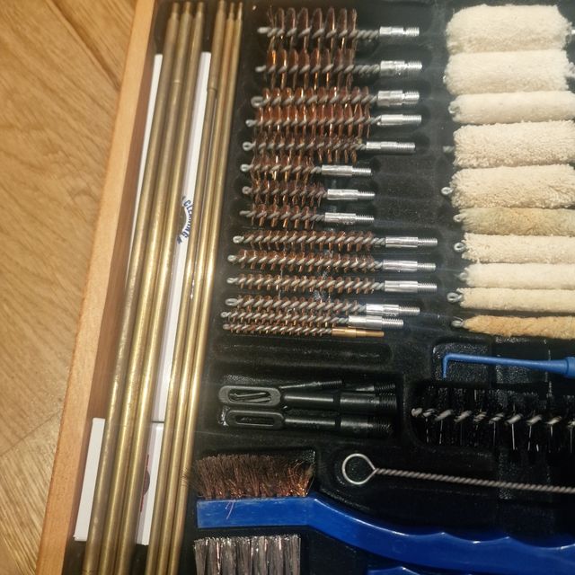 Estuche limpiador armas