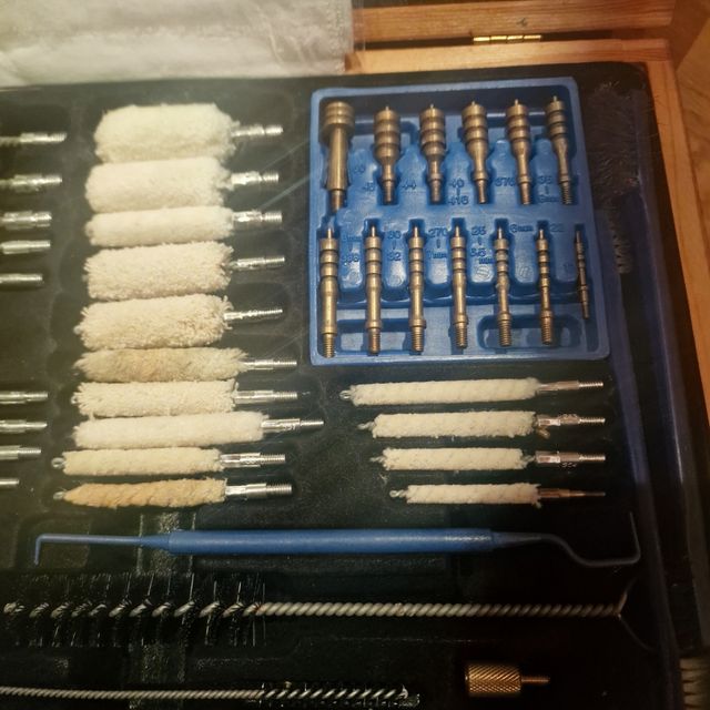 Estuche limpiador armas