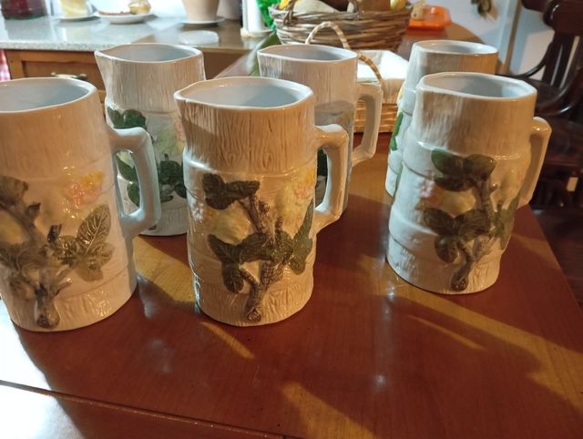 Jarras grandes pintadas a mano