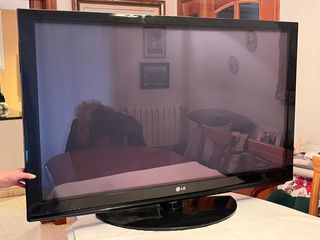 TV LG Modelo 50PQ2000-ZA. Buen estado.