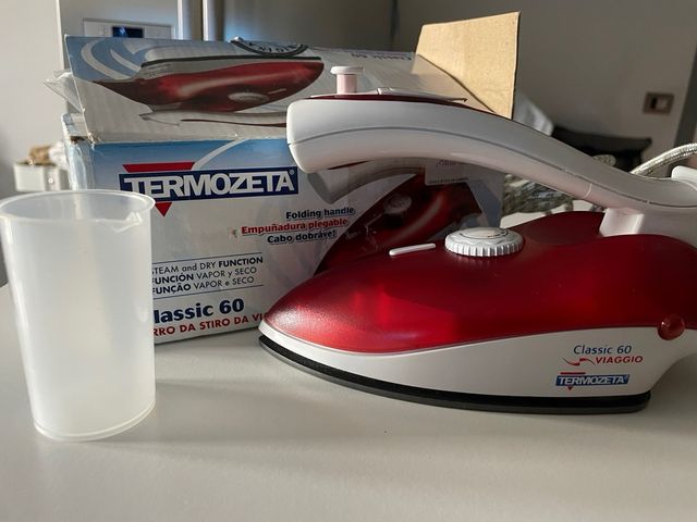 Ferro da stiro da viaggio