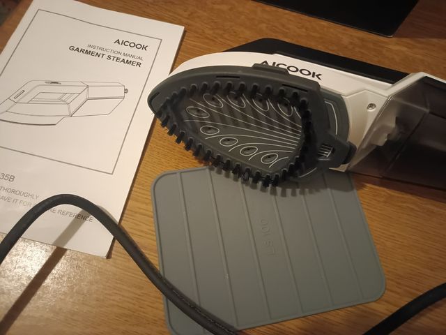 Vaporizzatore per indumenti