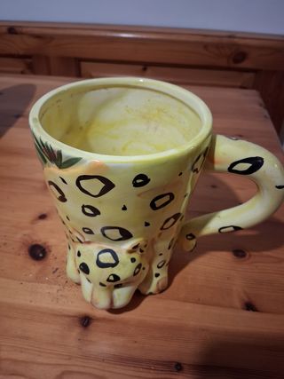 Vaso tazza a forma di tigre