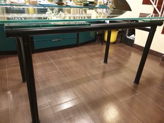 Mesa de cristal extensible para comedor de diseño