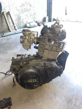Motor yamaha sr 250