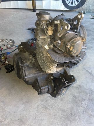 Motor yamaha sr 250