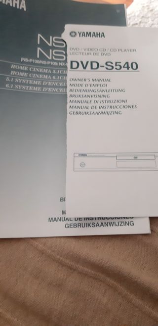 Home cinema 5.1 YAMAHA con DVD.