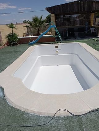 Recubrimientos de piscina...