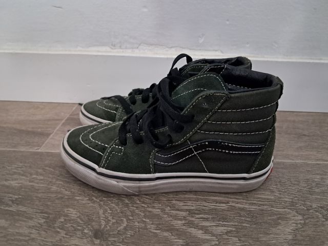 Varios modelos  Zapatillas Vans niños originales