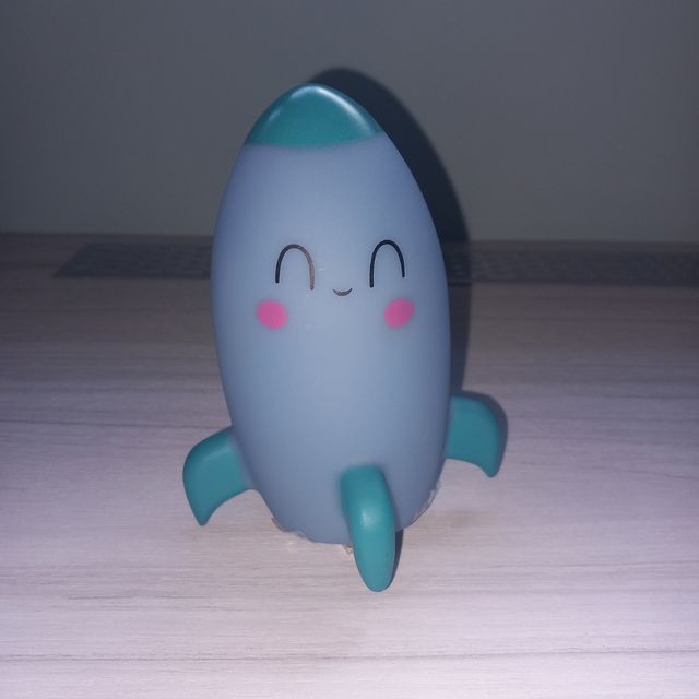 Lámpara de noche para niños .