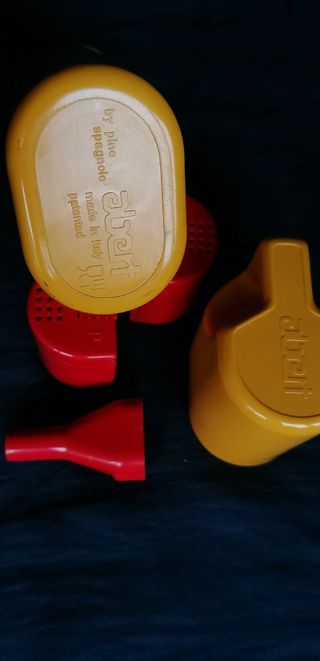 Lotto di plastiche vintage da cucina