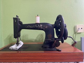 MÁQUINA DE COSER