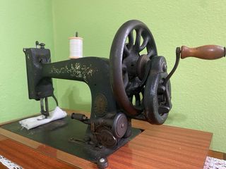 MÁQUINA DE COSER