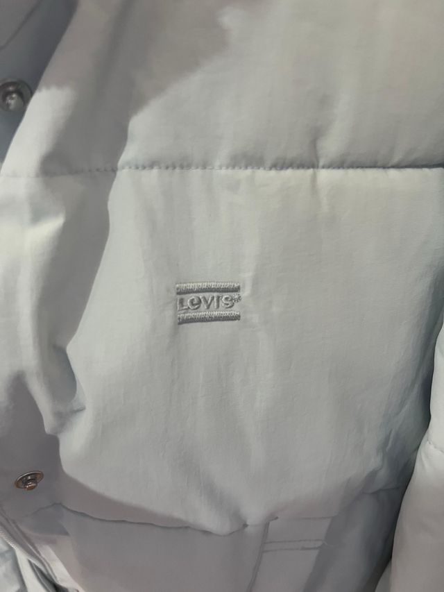 Chaqueta levis nueva