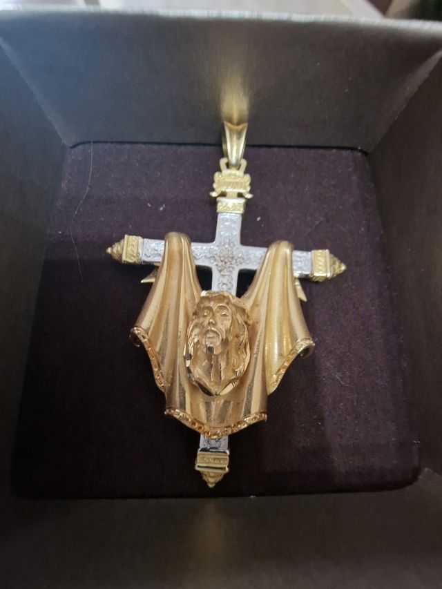 COLGANTE CRISTO CRUZ ORO18KT