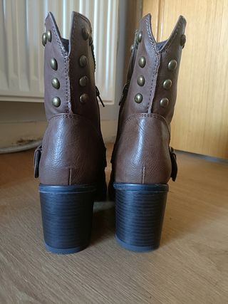 Botines talla 37