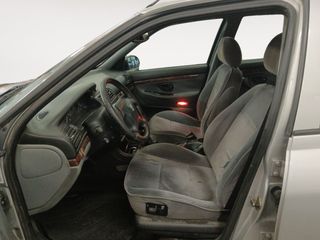 Peugeot 406 SRDT HDI 110