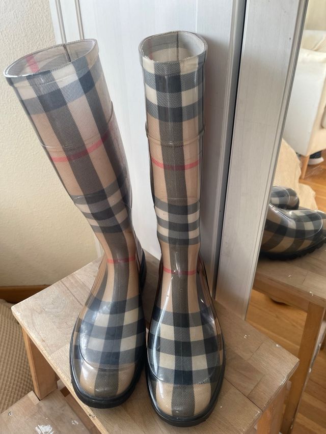 Botas de agua altas se puede negociar