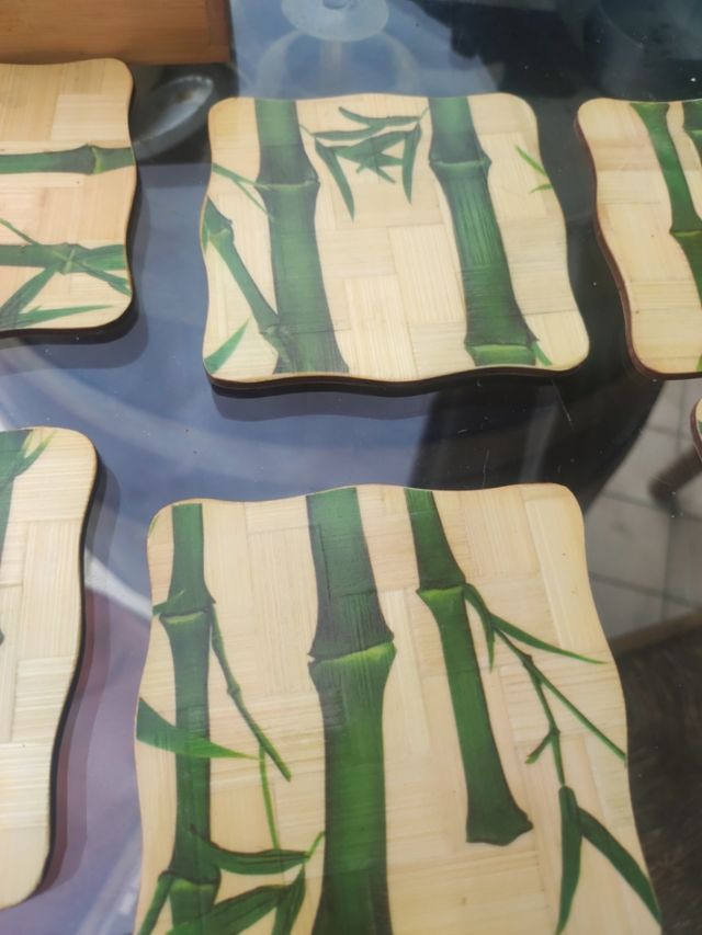 Sottobicchieri in legno di bambu