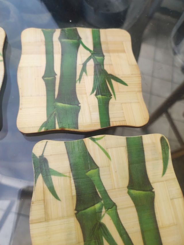 Sottobicchieri in legno di bambu