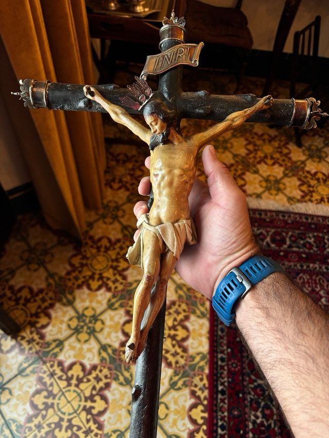 Crucificado siglo XVIII