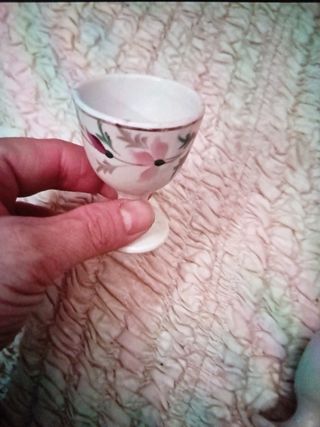 Vari oggetti in ceramica 