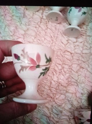 Vari oggetti in ceramica 