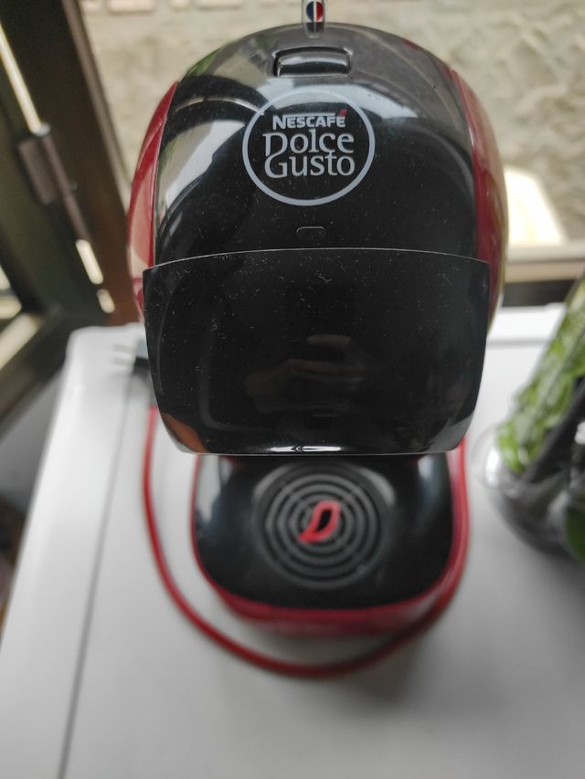 OPORTUNIDAD en descripción - Cafetera DOLCE GUSTO