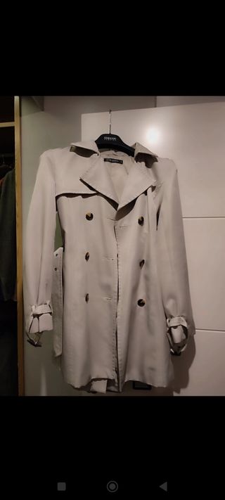 Gabardina beige ada gatti talla S