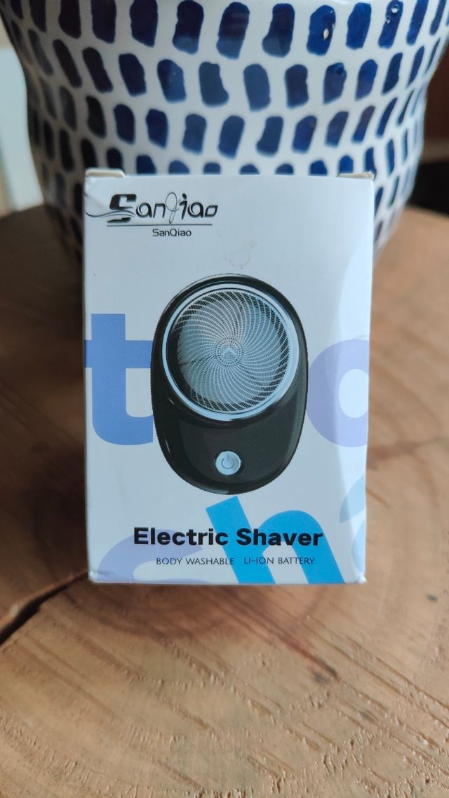 MINI AFEITADORA BELLO CORPORAL