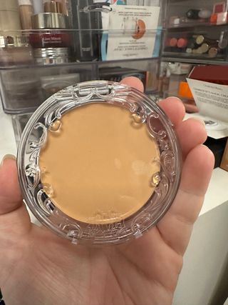 Base maquillaje kvd