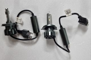 Lampade led H4 per auto.